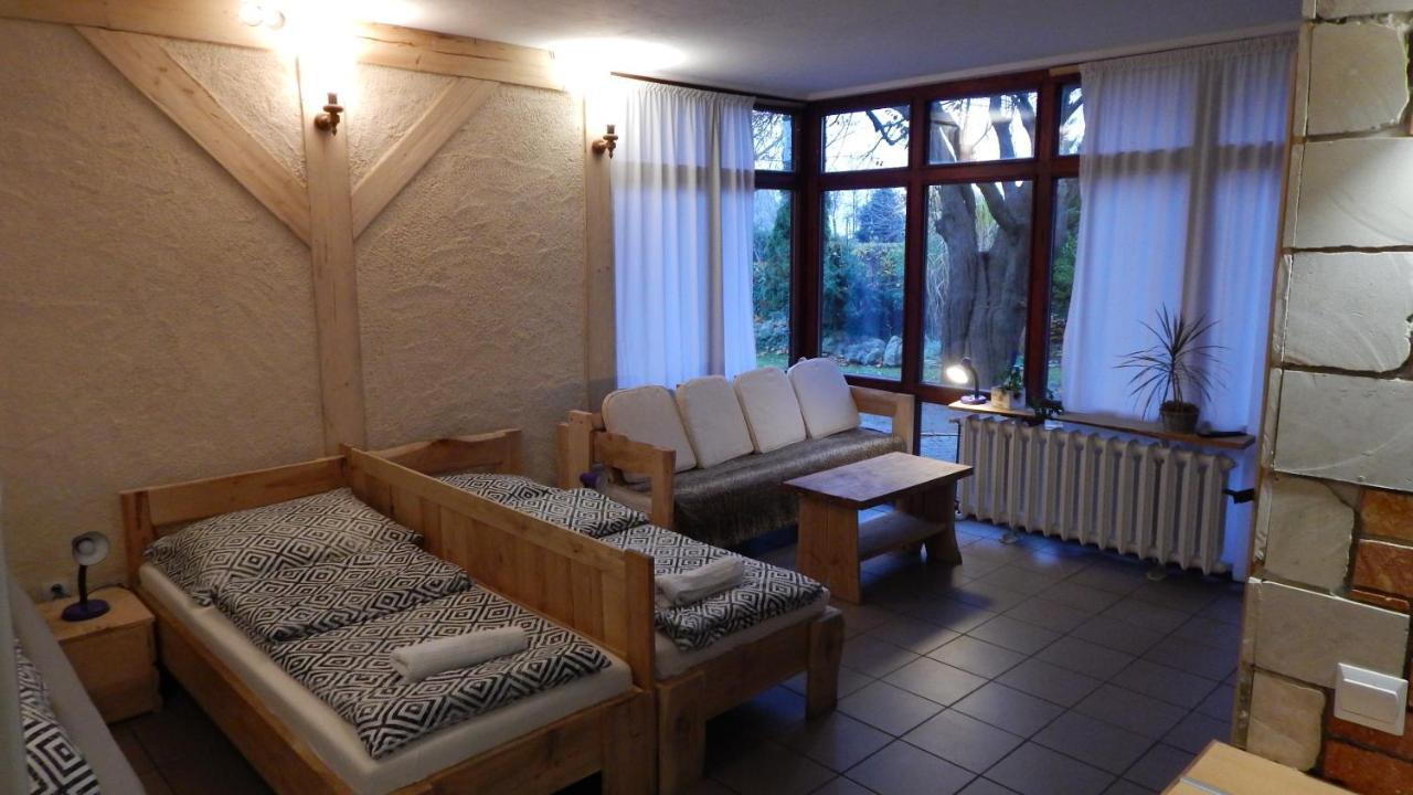 Pokoje Do Wynajecia Nowogrodziec Eksteriør bilde